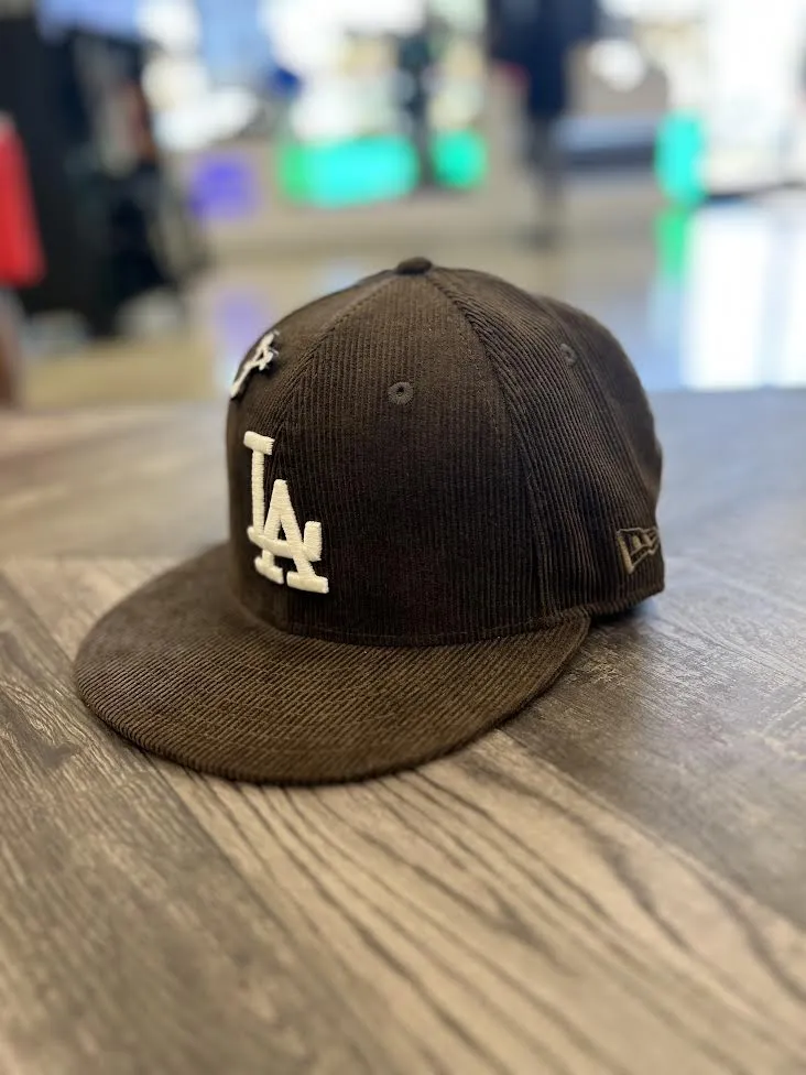 5950 LOS DODGERS WALNUT CORDUROY GLOW