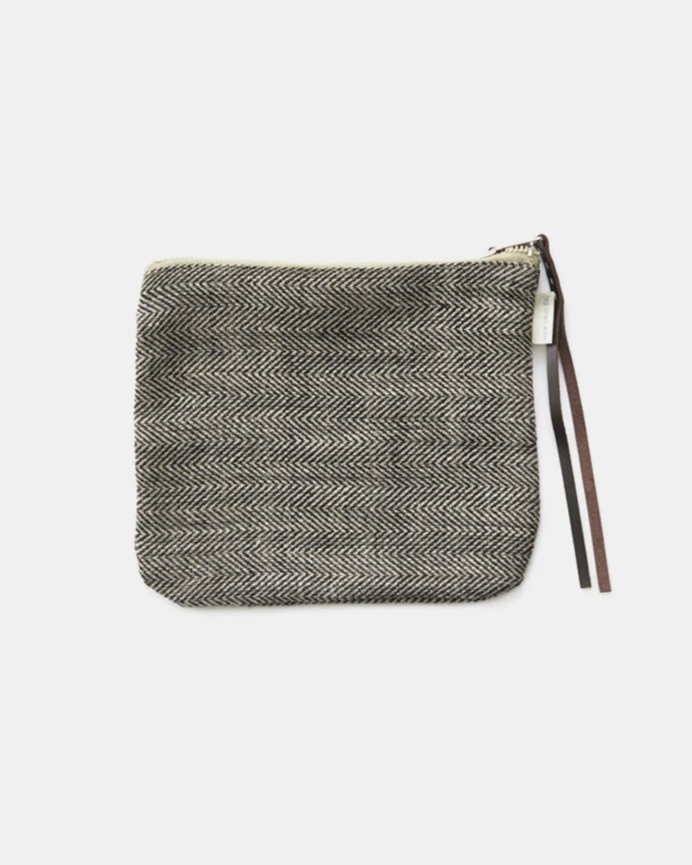 Canna Pouch Medium: Chocolate Herringbone