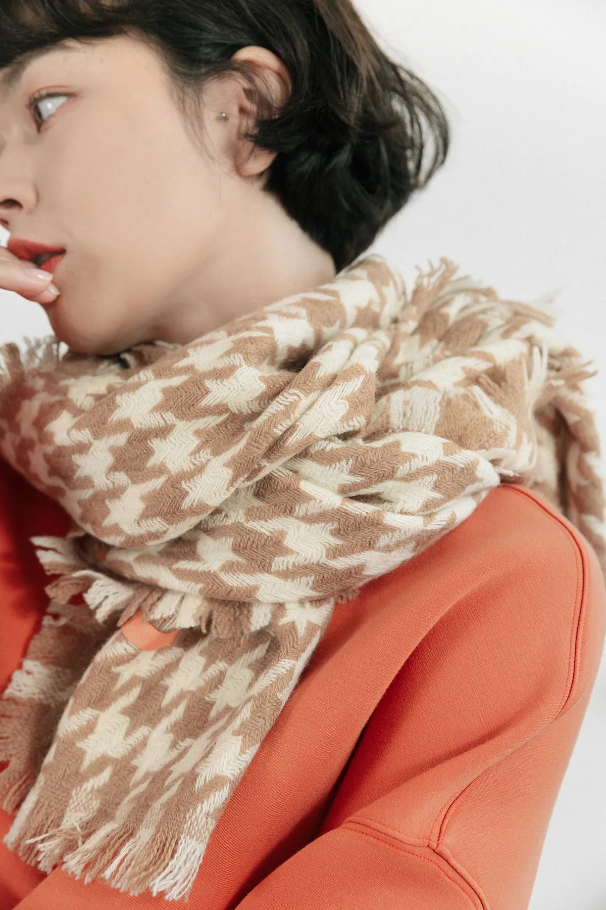 Houndstooth Wool Scarf - Beige