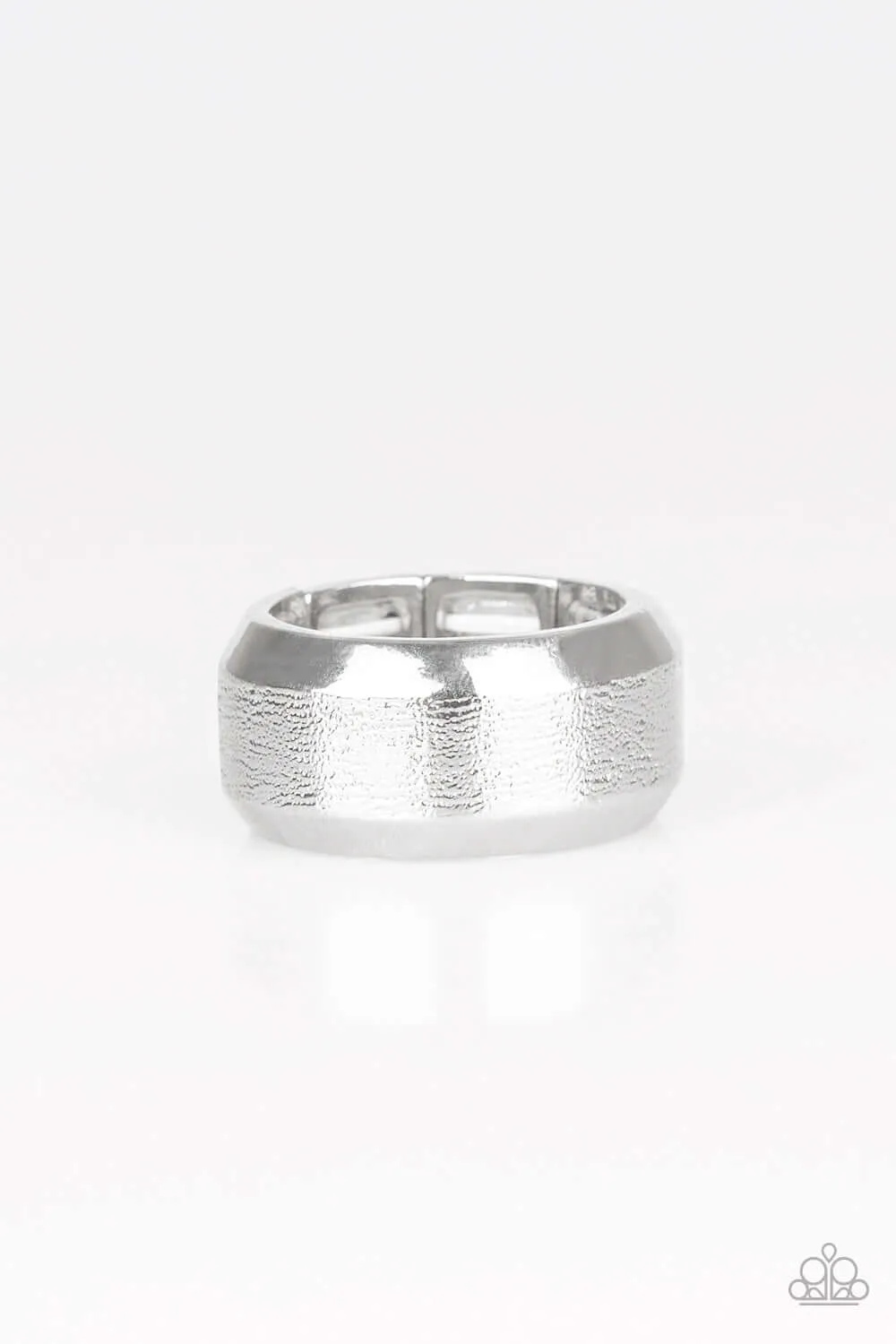 Paparazzi Accessories  - Checkmate #R838 - Silver Urban Ring