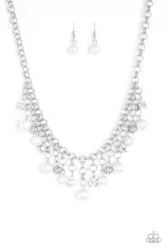 Paparazzi Accessories  - HEIR-Headed #N685 Box 7 - White Necklace