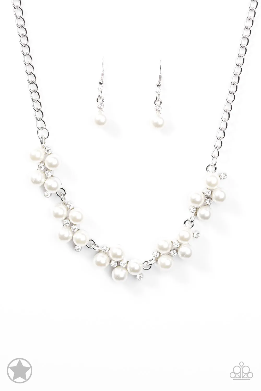 Paparazzi Accessories  - Love Story #N920 Peg - White Necklace