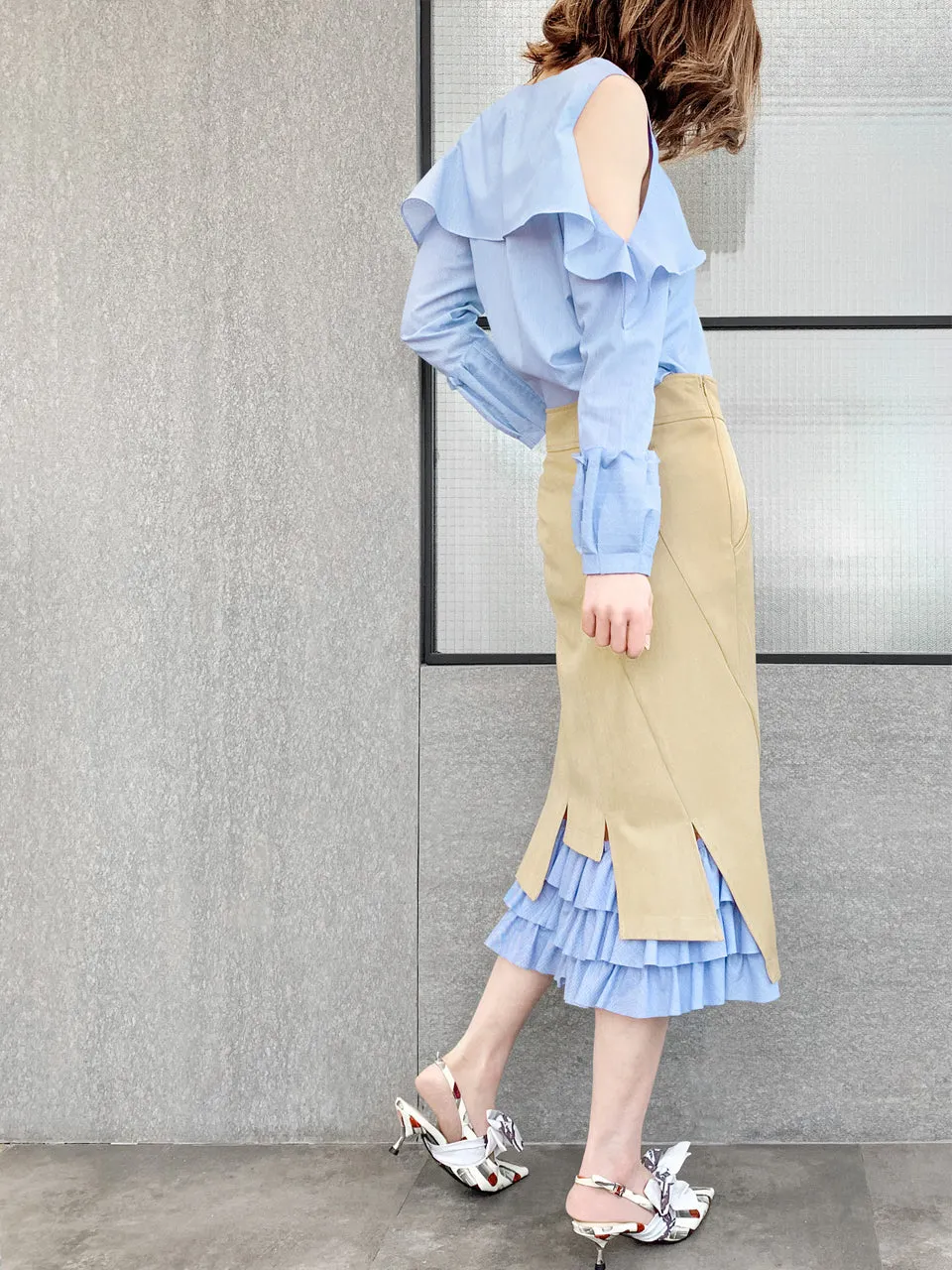 Pinstripe Poplin Cold Shoulder Tiered Ballon Cuffs Top