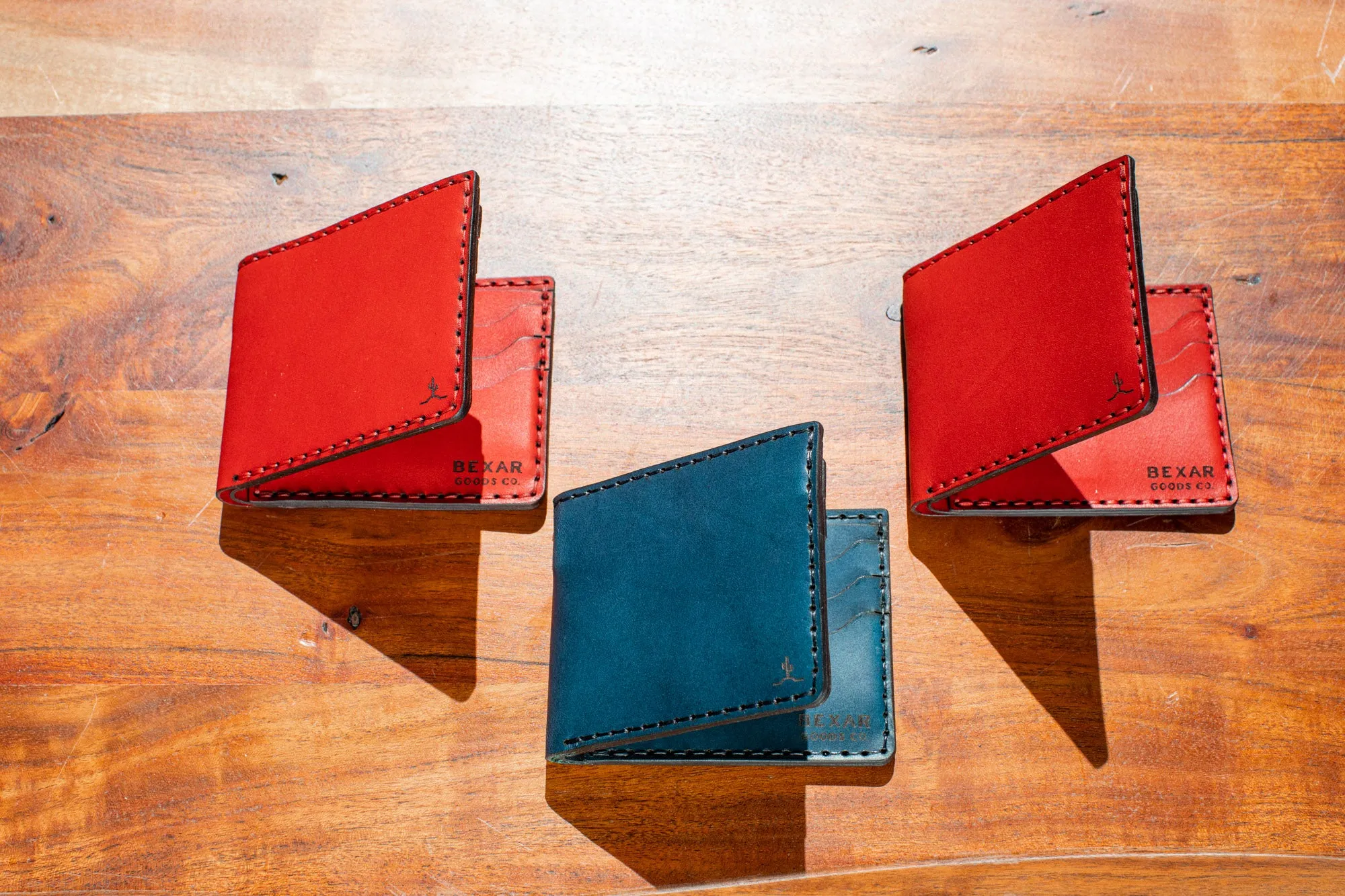 Red Classic 6 Bifold