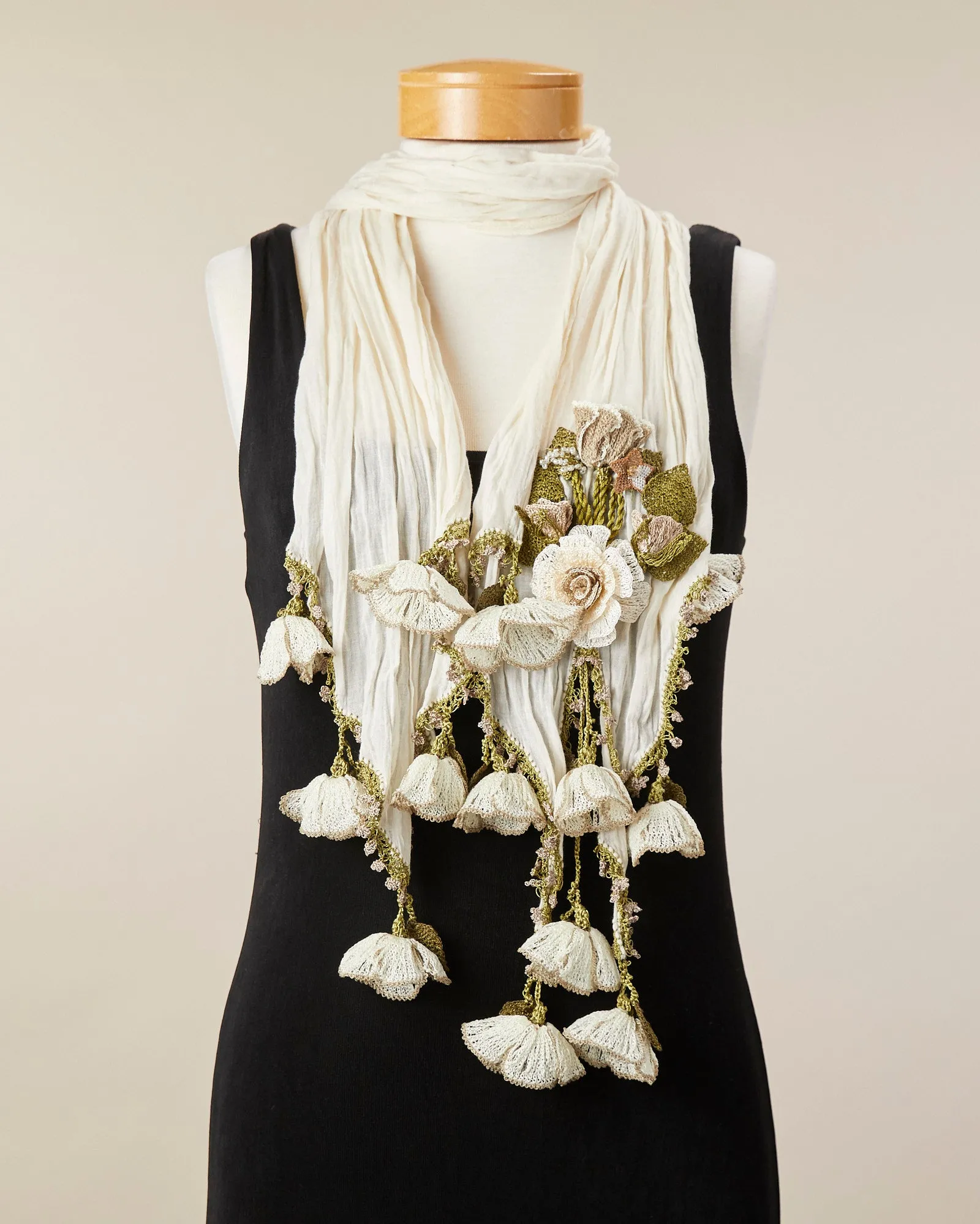 Tulip Scarf - White/Ecru