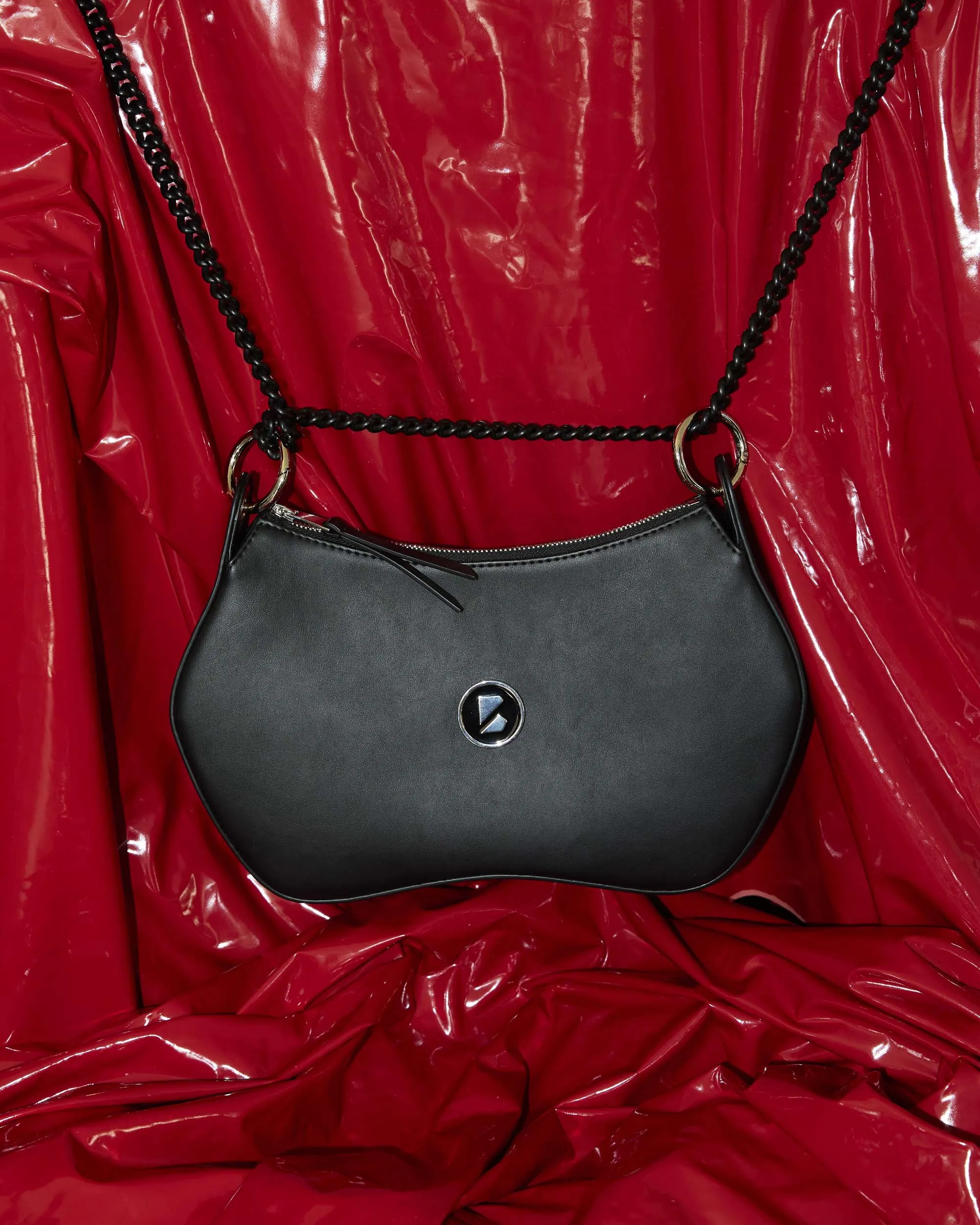 Vamp B-Bag of grape-based vegan leather